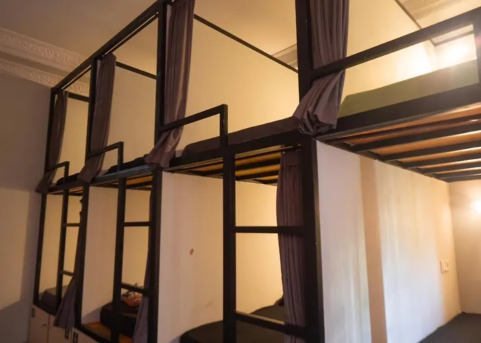 Sunshot Hostel